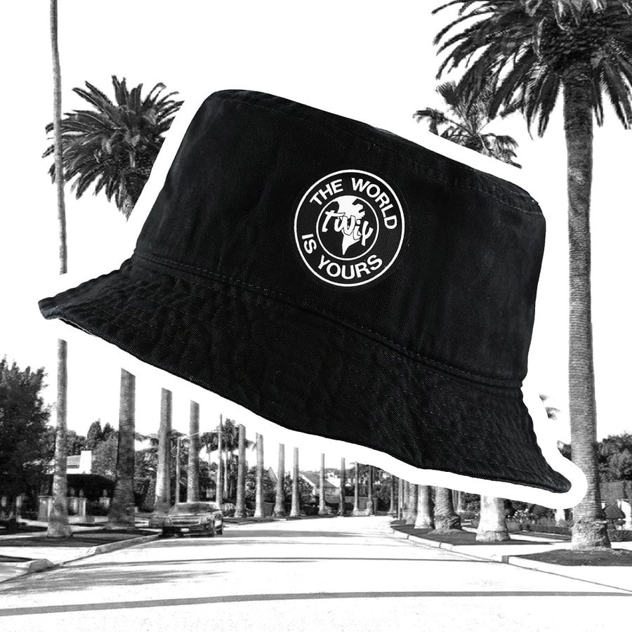 Image of 𝗧𝗪𝗜𝗬 𝗕𝗹𝗮𝗰𝗸 (Bucket Hat)