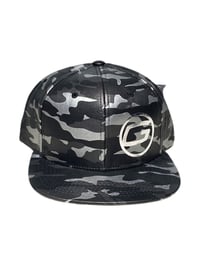 Image 2 of Polyester/Leather 2 Tone Camouflage Snap Back w Foil (G) logo