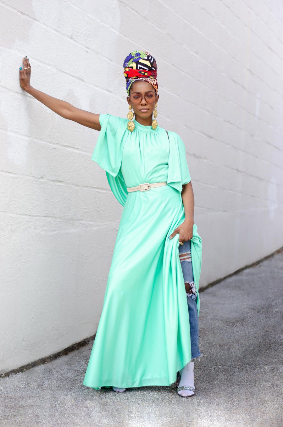 Image of Vintage 1970's Mint Sleeveless Dress W/ Capelet