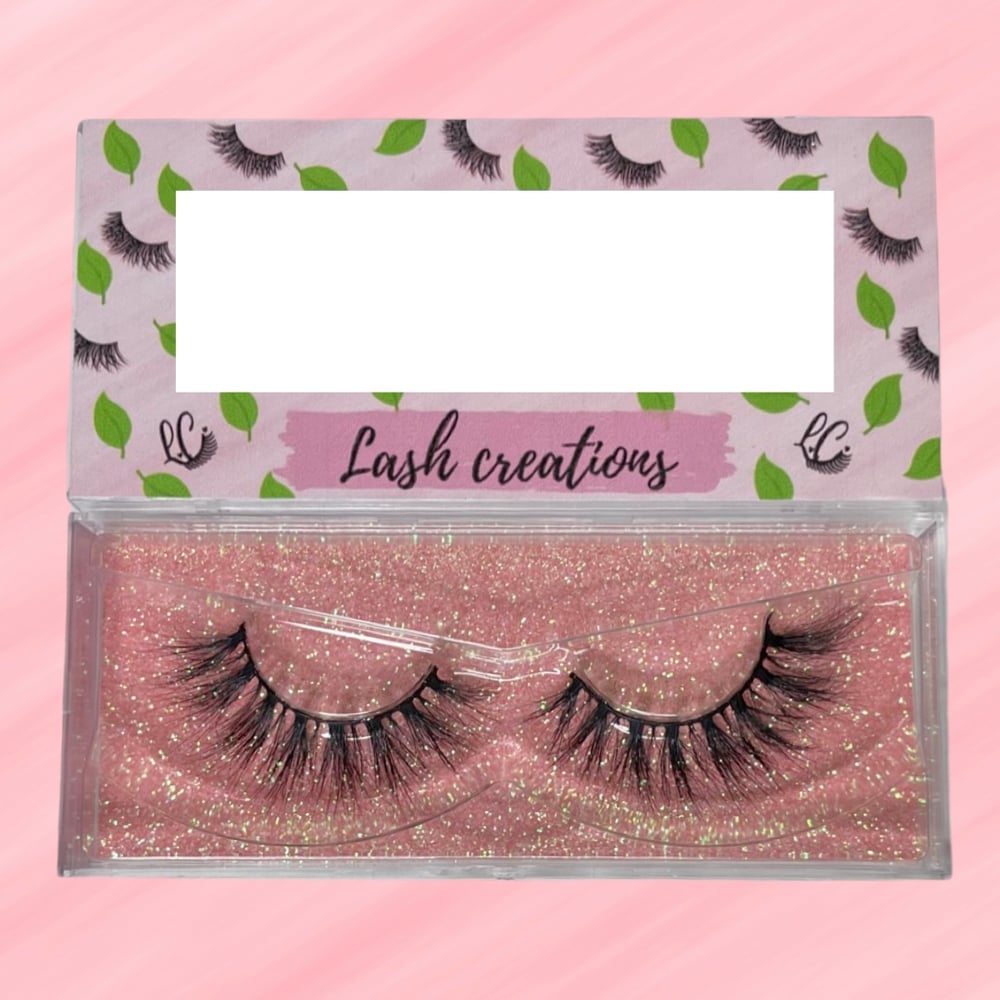 Image of Violet💜🤍