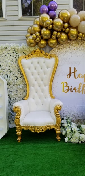 Image of Gold single throne chair  