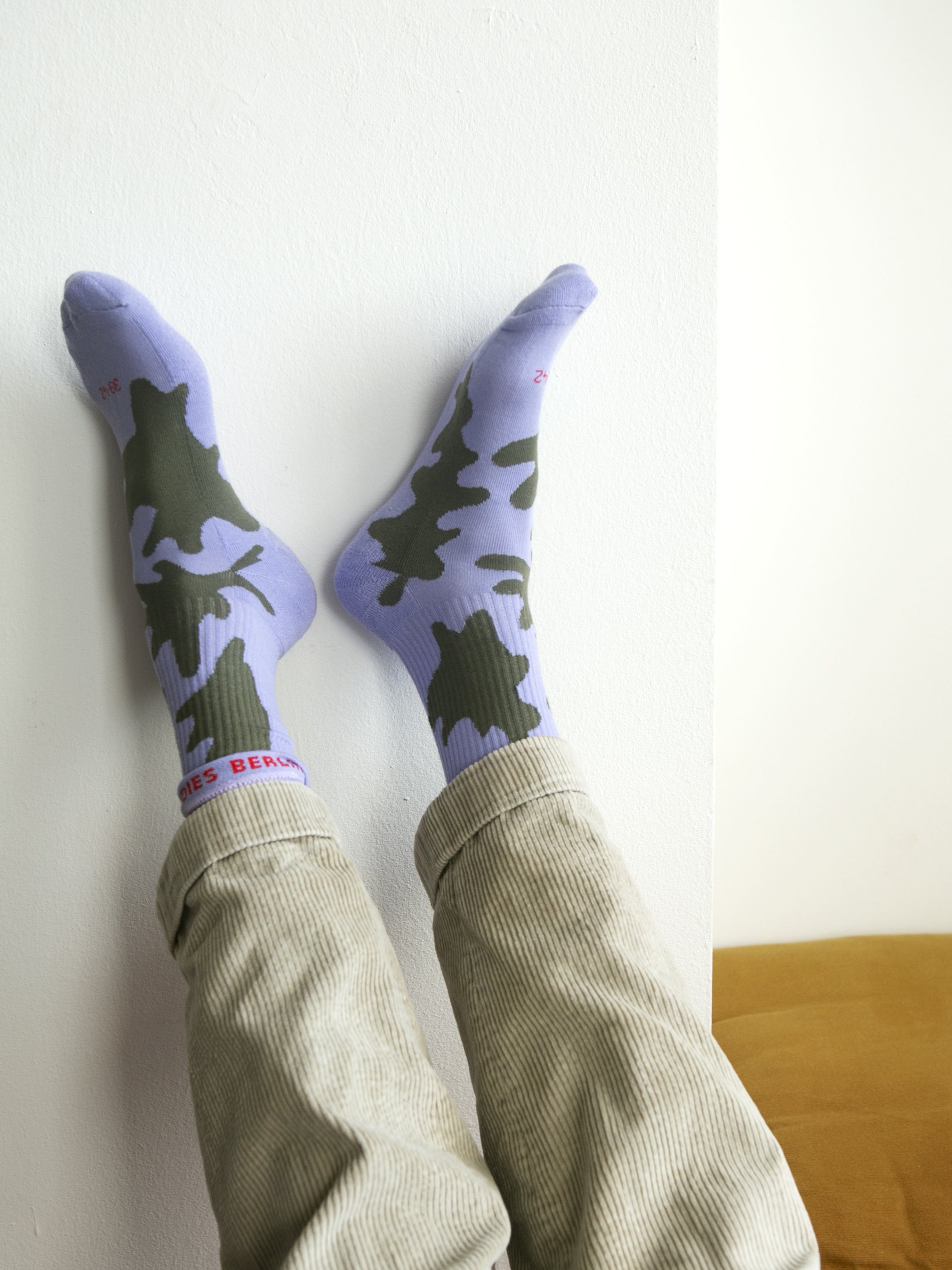 Image of EDO x paradies socks – purple green