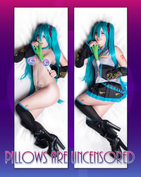 Tox Suki Dakimakura Pillowcase