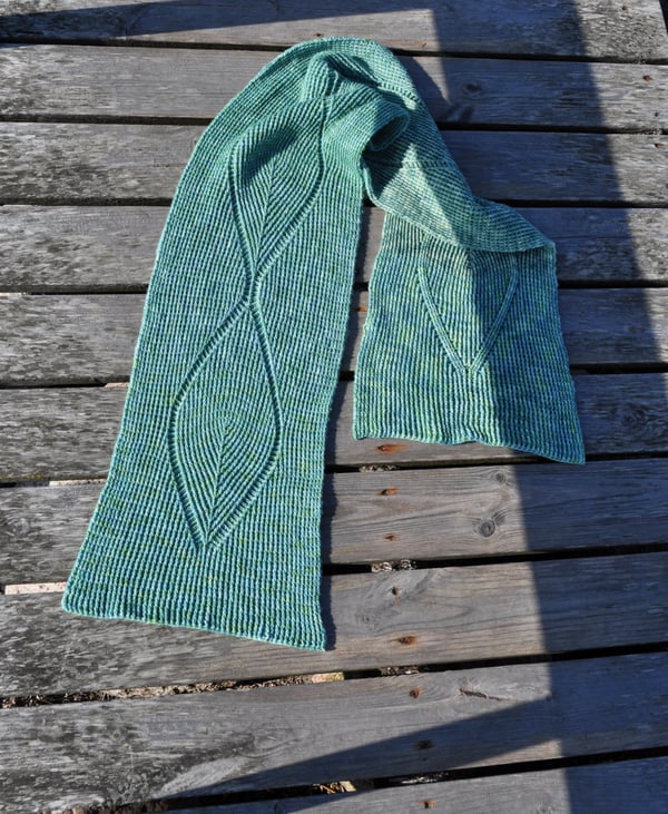 Image of Hosta scarf - english