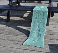 Image 3 of Hosta scarf - english