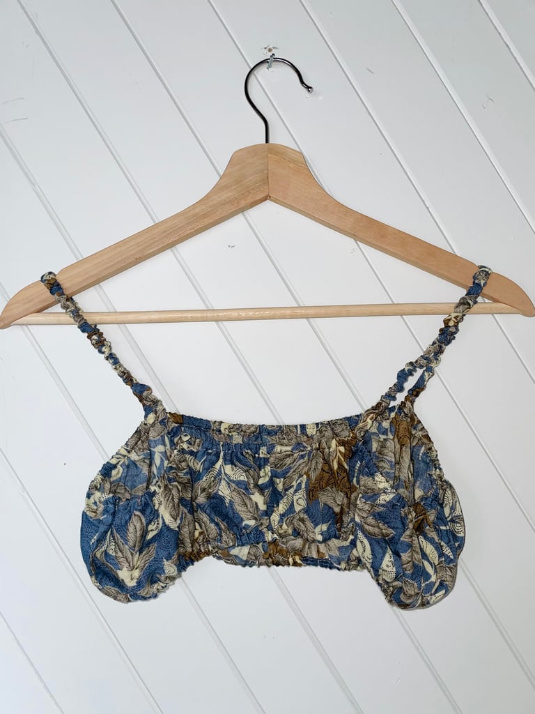 Hawaiian Print Ruched Scrunchie Bralette Image 3