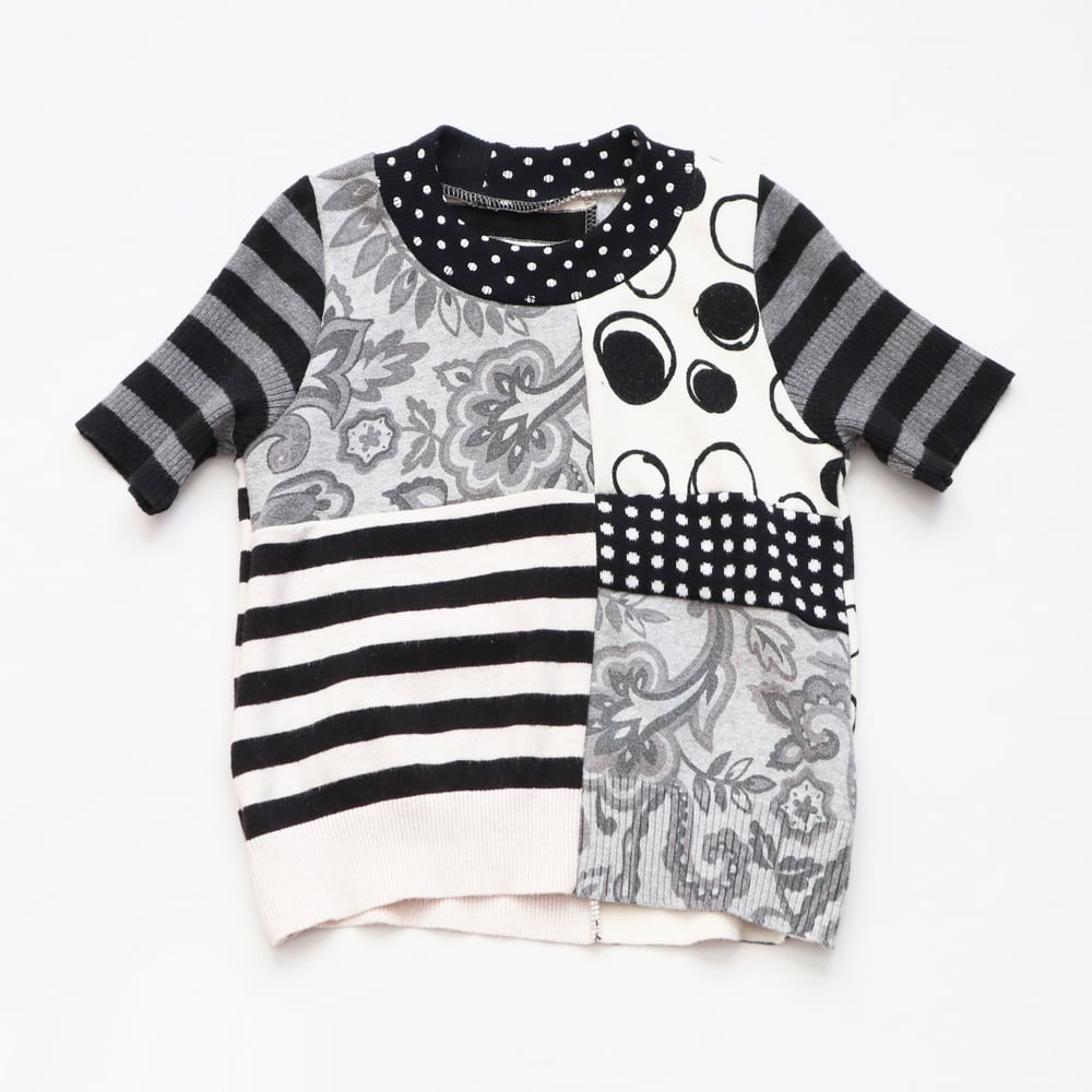 Image of black and white gray dots stripe short sleeve 5/6 courtneycourtney shirt top sweater