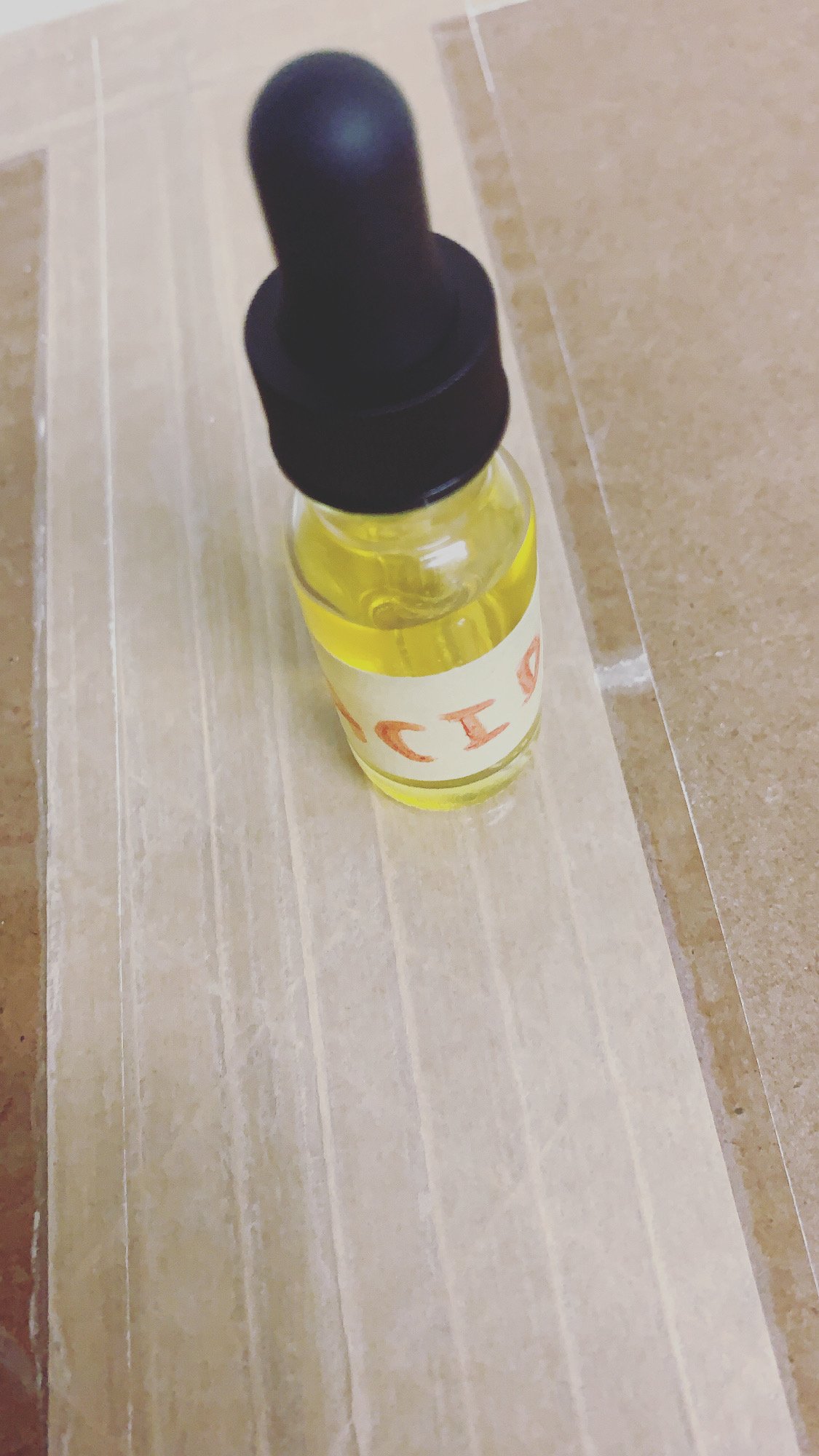 Movie Prop Acid ( Yellow )
