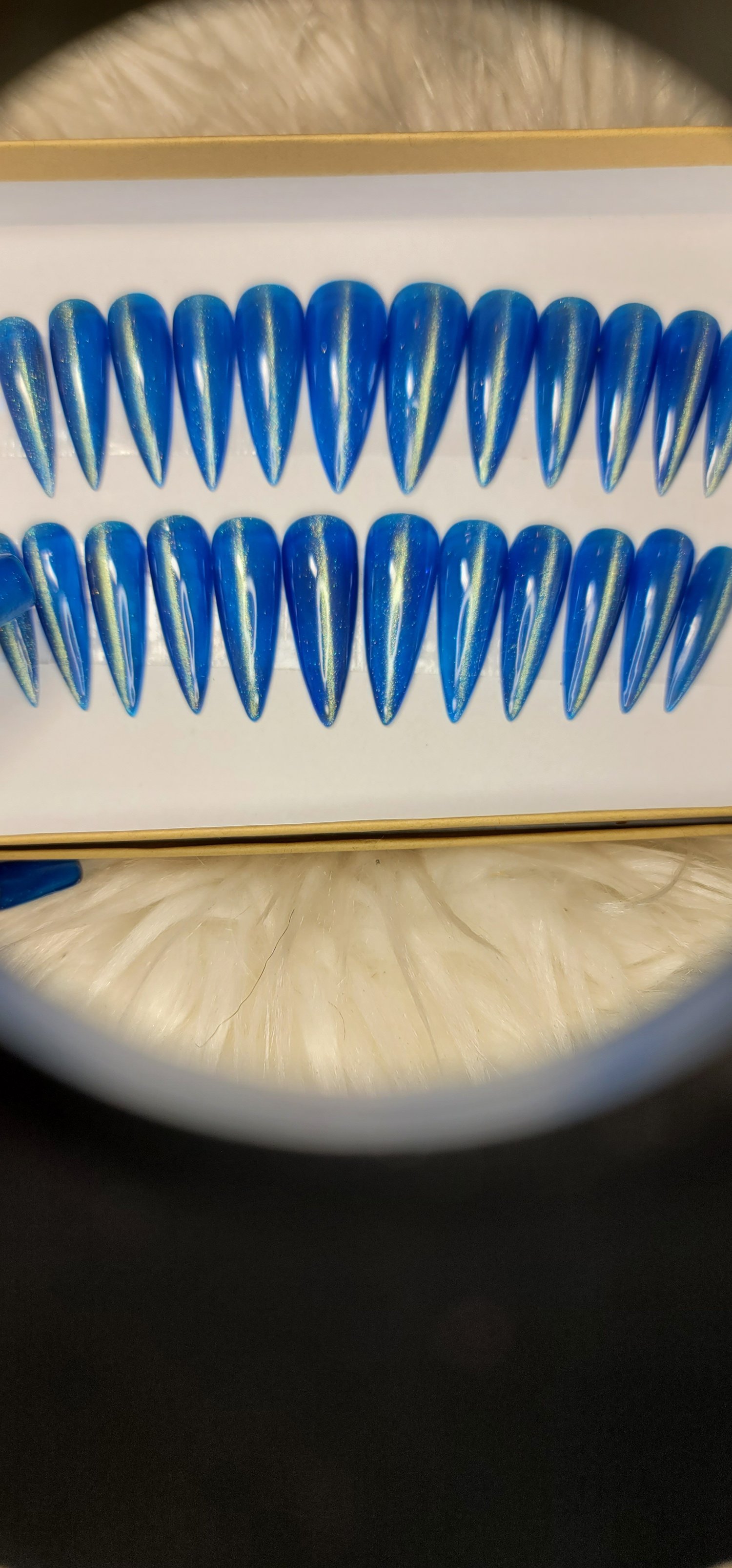 Image of Blue cat eye