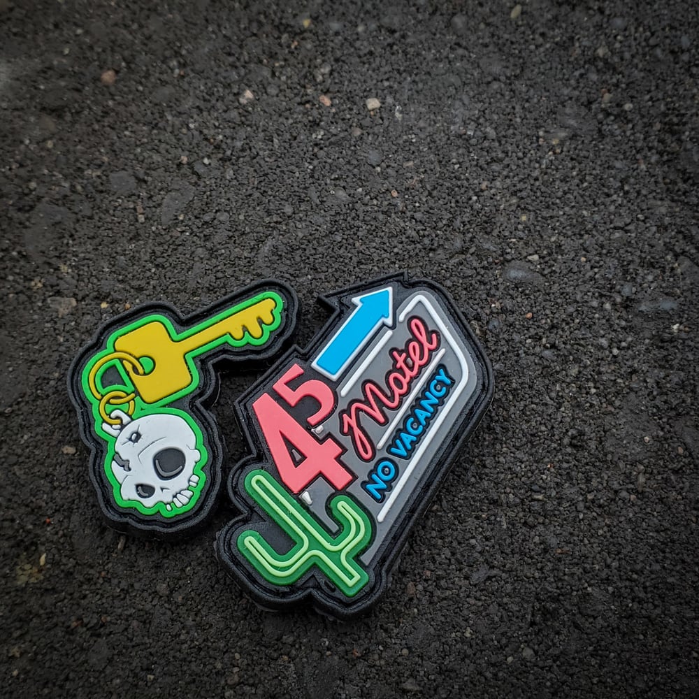 NO VACANCY RE 2 PACK