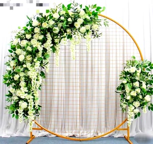 Image of Shinny gold net backdrop 