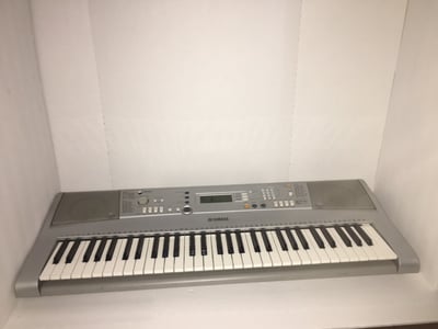 Image of YAMAHA KEYBOARD