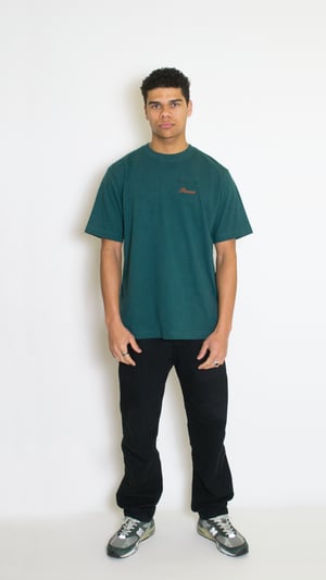 ESSENTIAL TEE LIQUID GREEN