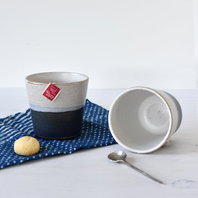 TUMBLER - 50:50 white over blue