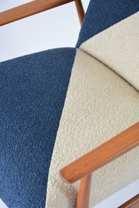 Image 5 of Fauteuil FOX bicolore géométrique