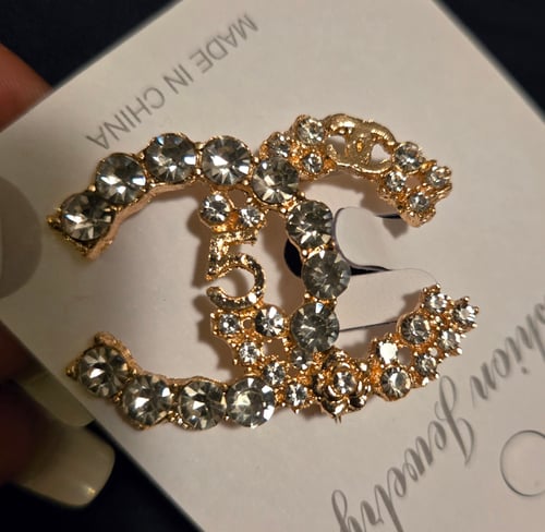 Image of Gold High Fashion Brooch