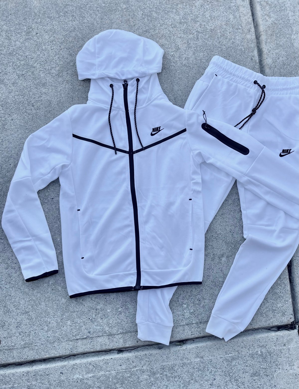 Men’s Light Snow White Slim Fit Tech Zip Up Hoodie Sweatpants Set