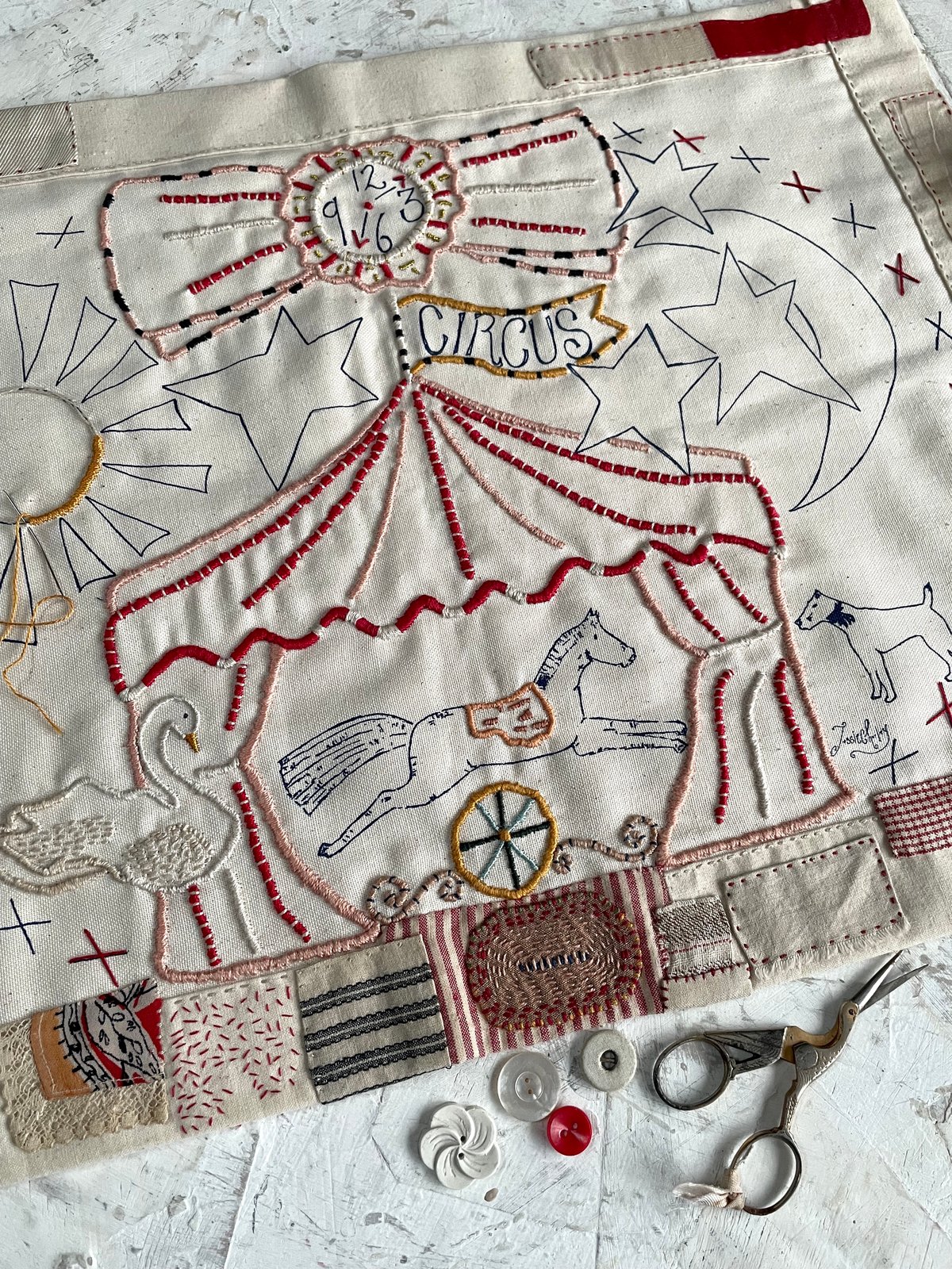 Image of Le Cirque Embroidery Template