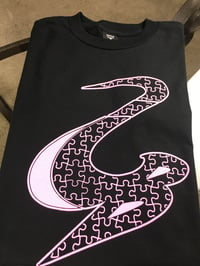 Image 3 of SB Puzzle Logo T-Shirt Black/Pink