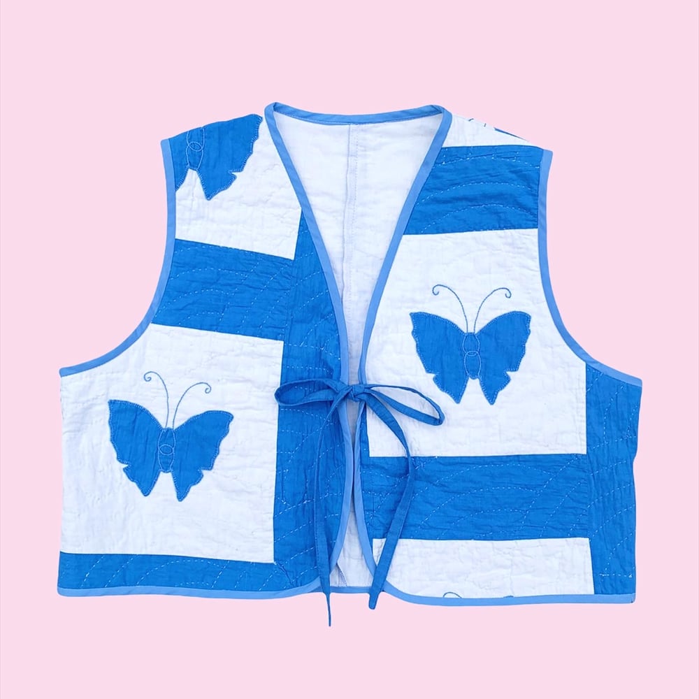 Image of Quilted Cropped Front-Tie Vest — Blue Butterflies