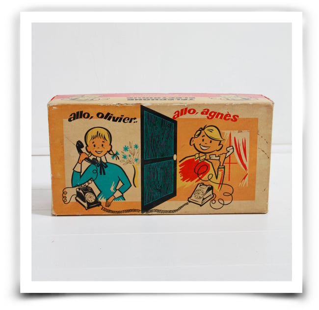 Téléphones éléctriques "Allo Olivier, allo Agnès"