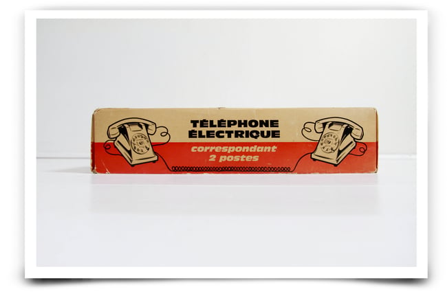Téléphones éléctriques "Allo Olivier, allo Agnès"