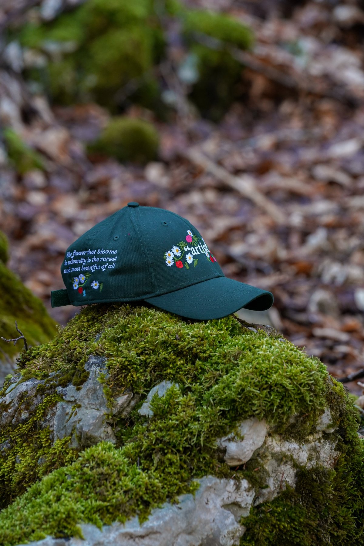 Image of FLOWERS PINE GREEN CAP