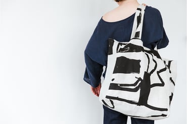 Image of Laura Slater x Roake Studio Reversible Linen Market Bag - Monolith Print
