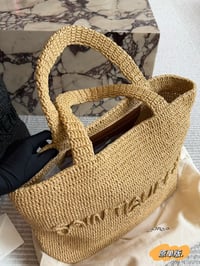 Image 4 of YȘL Straw Tote