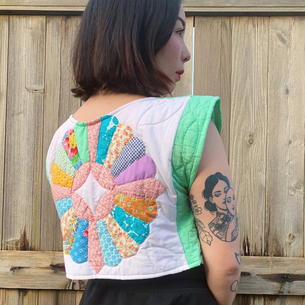 Image of Quilted Crop Top — Dresden Plate