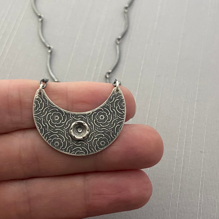 Sterling Silver Peony Pattern Necklace Image 3