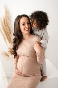 Image 4 of MINI MATERNITY SESSION