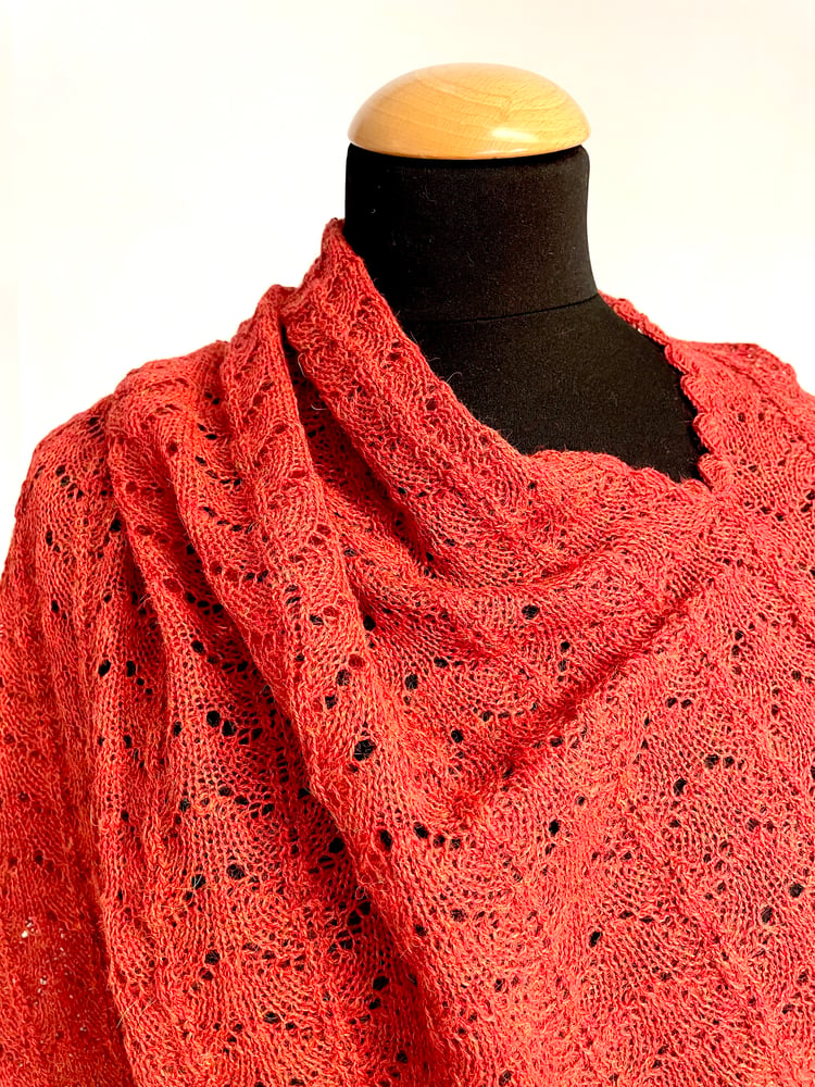 Image of Laced knitted poncho Rust Melange 