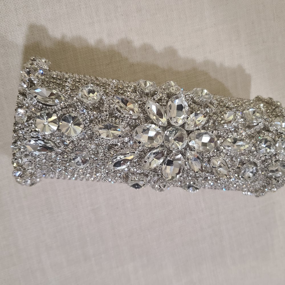 Dupart Bouquet Holder