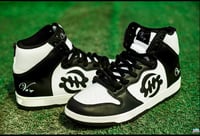 Image 3 of Villi'age Mid Top Sneaker 