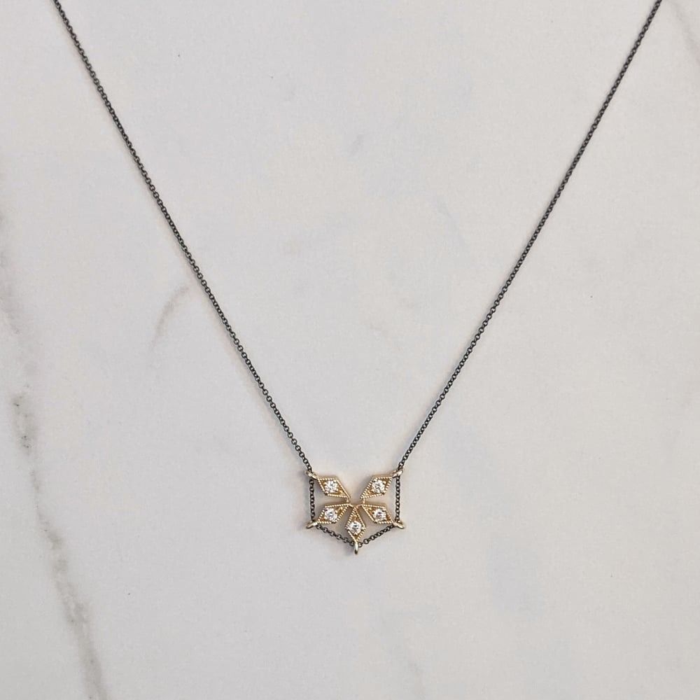 Image of Chain Halo Crest Pendant