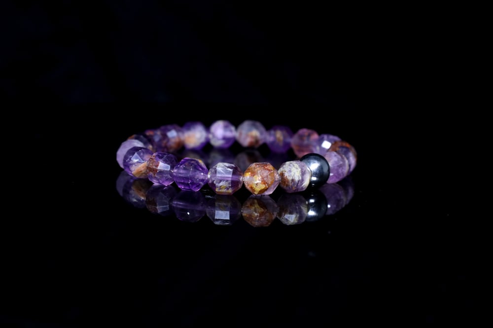 Handmade 10 mm AAA Natural Super 7 Phantom Amethyst Cacoxenite 10mm Faceted Stretch Bracelet