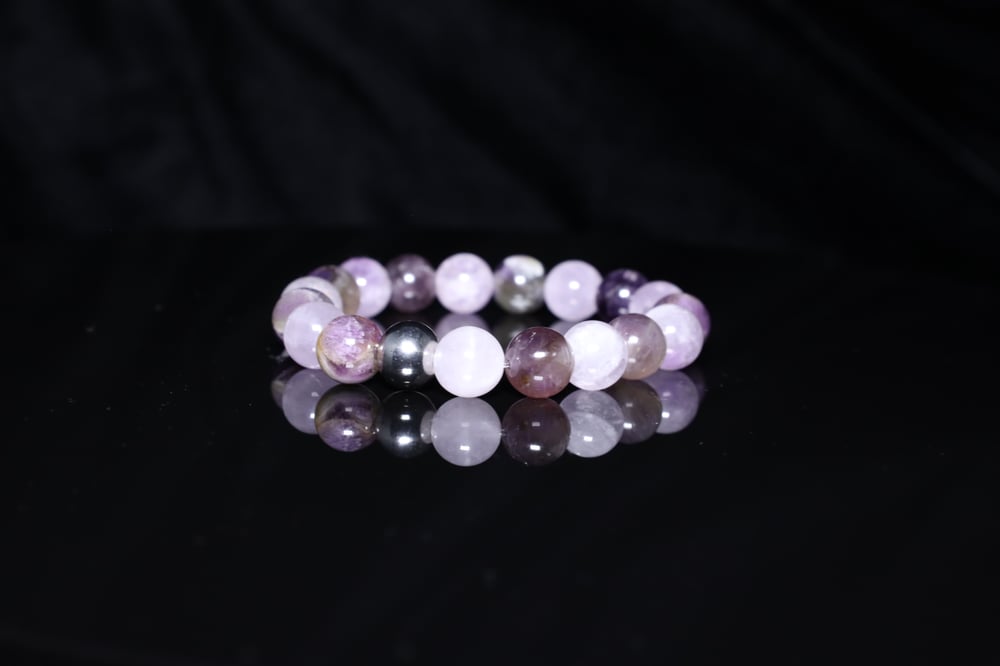 Handmade 10 mm Natural Flower Amethyst Purple Amethyst Green Gray Matrix Gemstone Stretch Bracelet