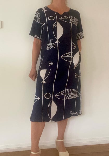 Image of Fish Straight Linen Dress - Navy