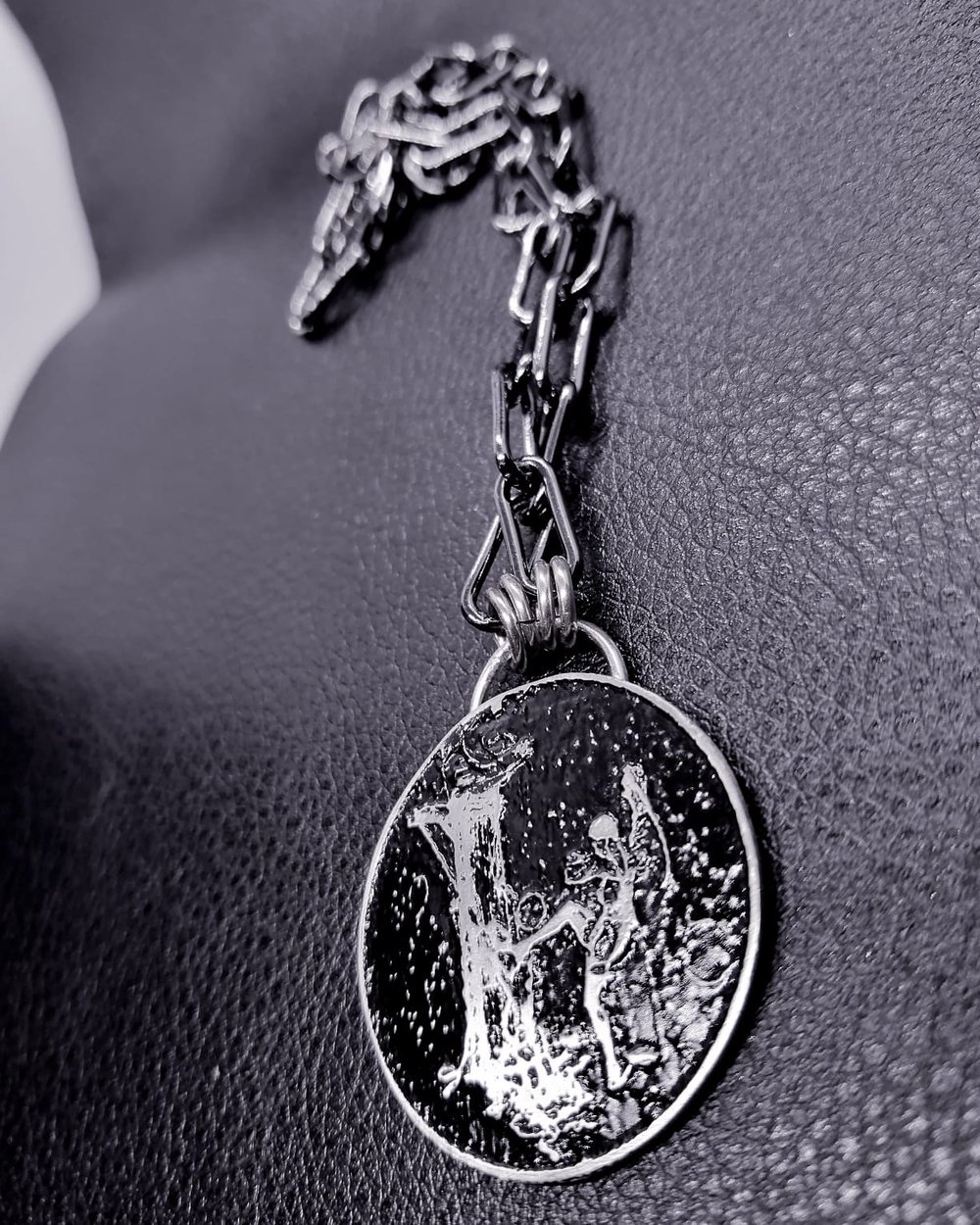 Paralisis Permanente Necklace