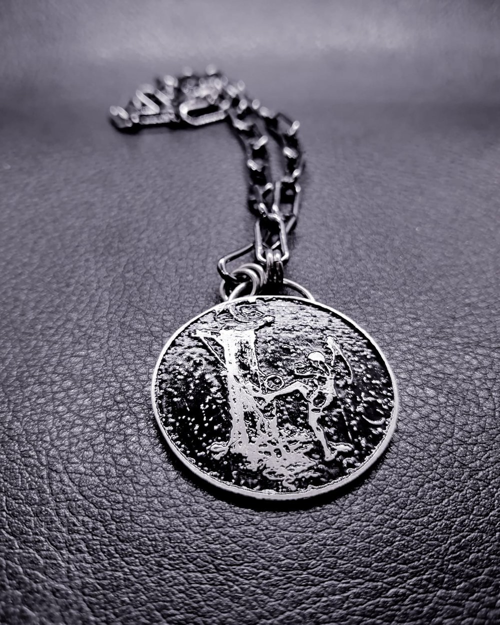 Paralisis Permanente Necklace