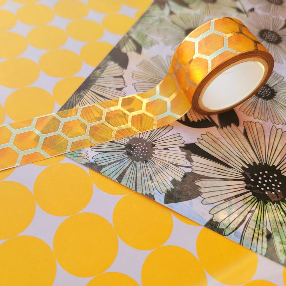 SPECIAL: HONEY BUNDLE