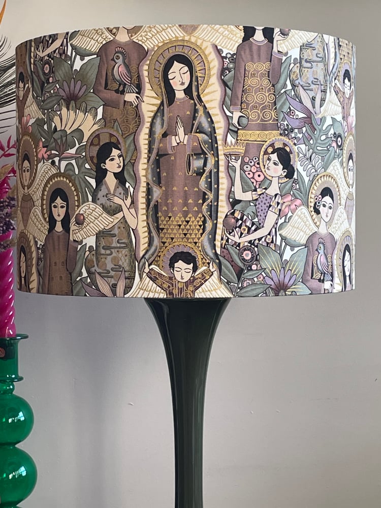 Image of Metallic Folklorico Coro Dorado Sage Shade 30cm