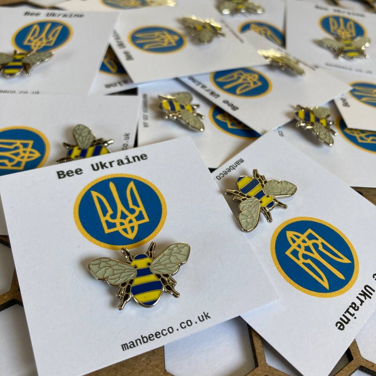 Image of BEE UKRAINE PIN BADGE - CHARITY LIMITED EDITION 