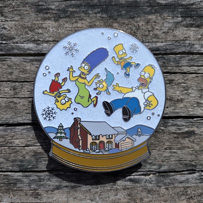 "Snowglobe" pin (LE50)