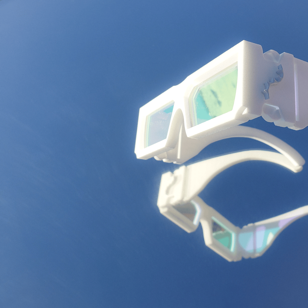 Image of BUCKLE GLASSES V2: Glacier White