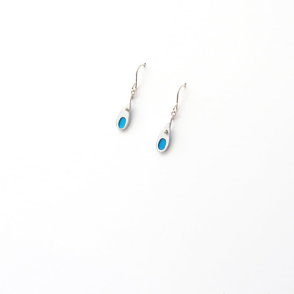 Aluma Earrings Single Drop