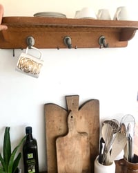 Image 2 of Étagère crochets