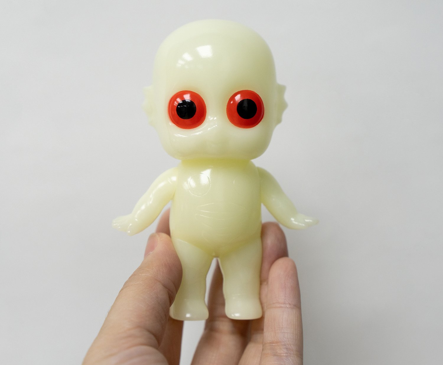 Image of FANTASTIC PLANET DRAAGS RAW GID EDITION PRE-ORDER