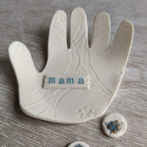 Image of Little hand ring holder (daddy or mummy) 